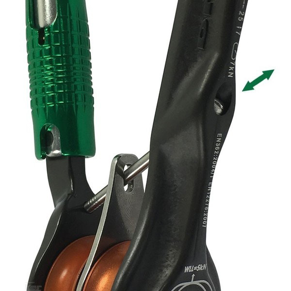 Carbine with pulley DMM REVOLVER RIG TWIN