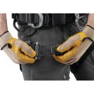 Munkahelyzet-beállító beülőheveder PETZL AVAO SIT FAST 2025