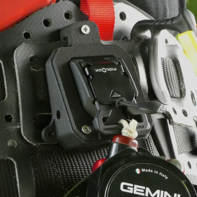 Magnetický držiak na postroj ARBPRO GEMINI MAGNETIC DELUXE HARNESS HOLDER
