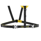 The bridge at the front of the shoulder straps is not fixed, providing greater freedom of movement
